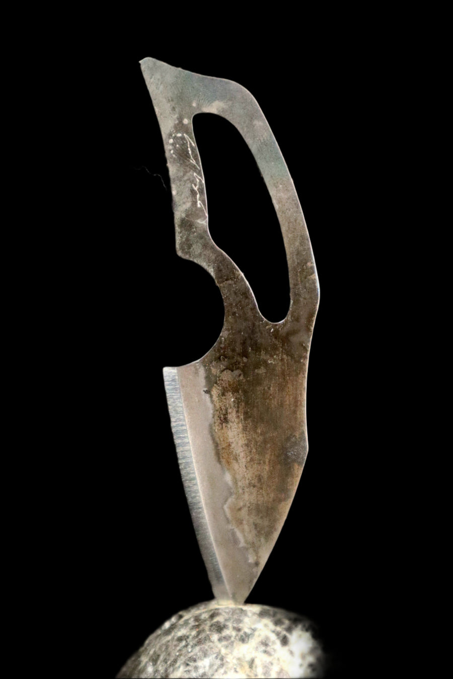 Le Vison neck knife #3920 verso